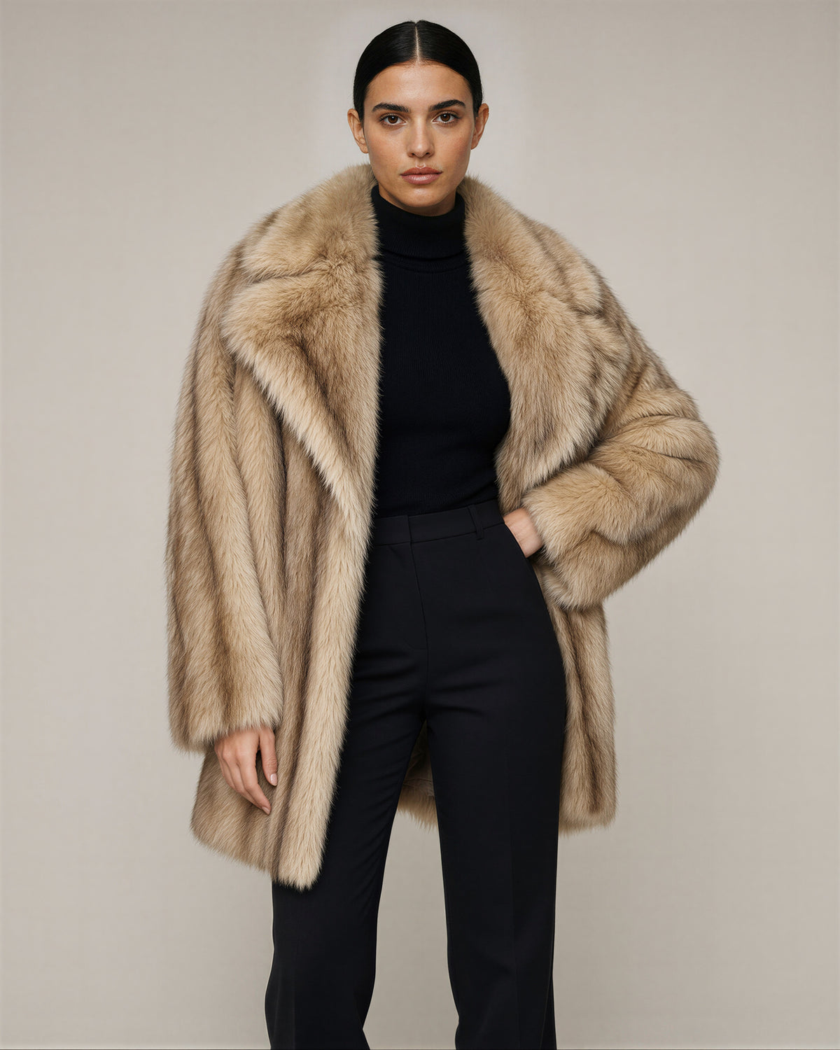 Drusilla geniş yakalı oversize suni kürk kaban, camel, önden, eller belde