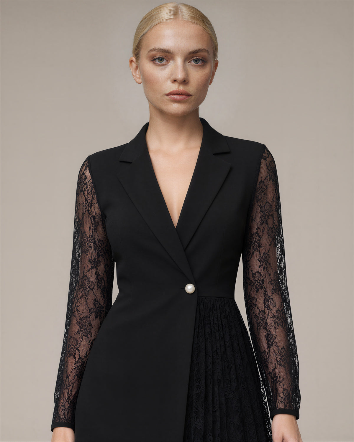 Ornella dantel kollu asimetrik blazer mini elbise, siyah, bel üstü yakın plan